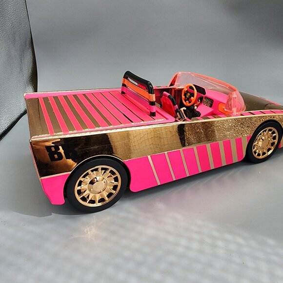 LOL OMG Car Speedmatic Cruiser 2019 MGA Pink Gold BB Vehicle - Picture 8 of 14